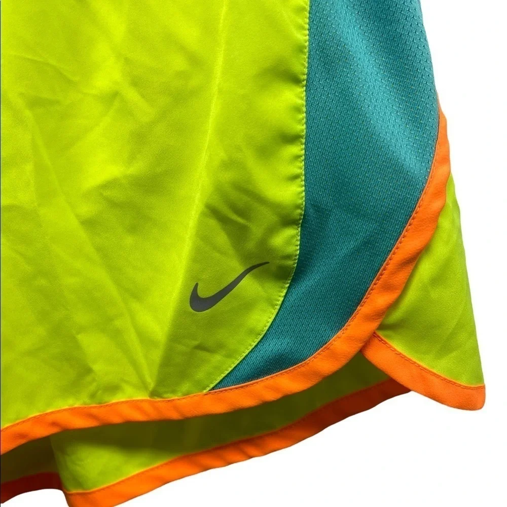 Nike Dri-Fit Active Shorts Lined Large Size - Picture 6 of 6